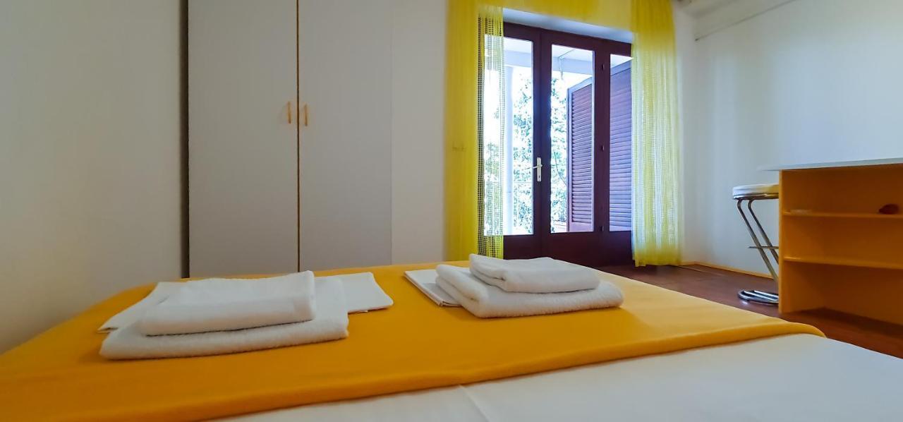 Apartment Buco Starigrad Paklenica Exterior foto
